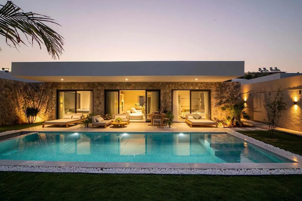 Viohouses 5- Luxury Private Korunakli Oezel Havuzlu Fethiye Villa