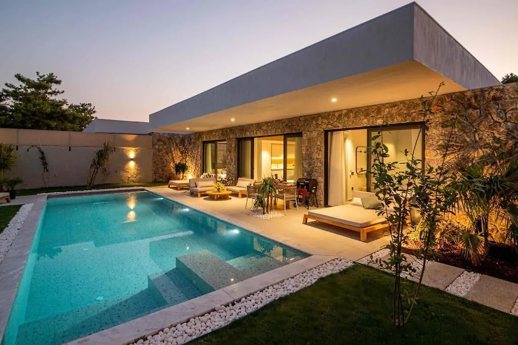 Viohouses 5- Luxury Private Korunakli Oezel Havuzlu Fethiye Villa