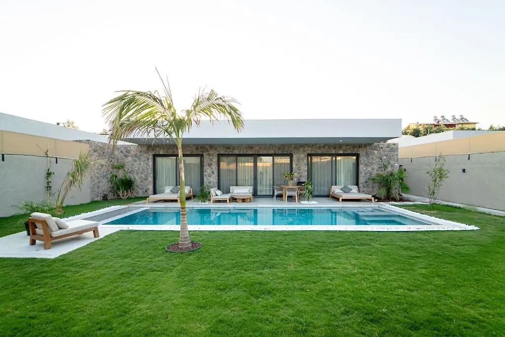 Viohouses 5- Luxury Private Korunakli Oezel Havuzlu Fethiye