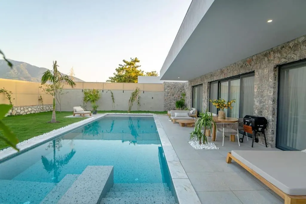 Viohouses 5- Luxury Private Korunakli Oezel Havuzlu Fethiye Villa