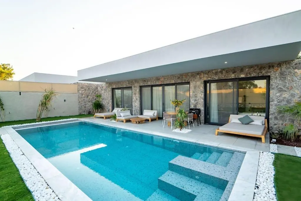 Villa Viohouses 5- Luxury Private Korunakli Oezel Havuzlu Fethiye Turkey